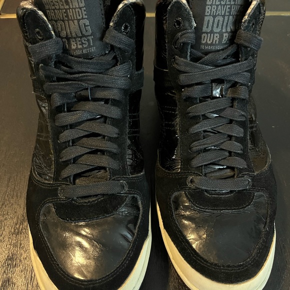 Diesel Shoe Collection - Picture 2 of 4